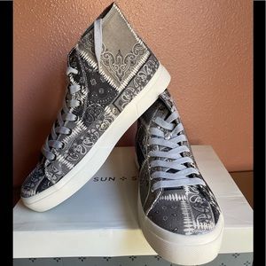Mesa Grey Bandana Hightops - Mens Sneakers 👽👟